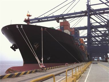 Kabel für den Schiffsverkehr und Werften